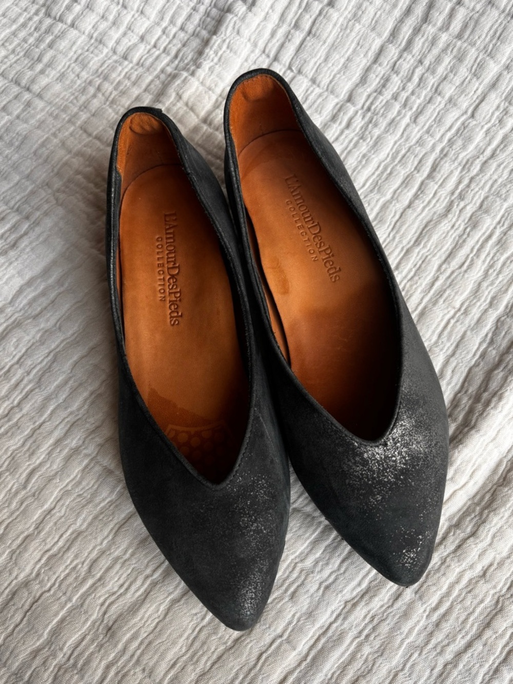 L’Amour Des Pieds Point To Flats size 8
